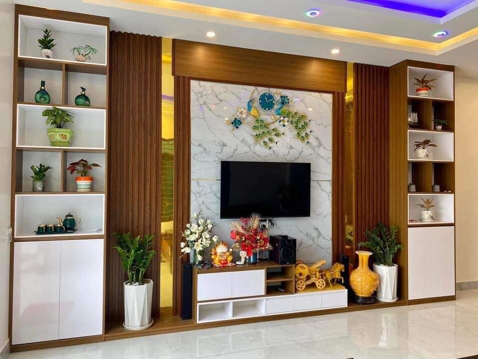 Thi công ốp vách tivi bằng tấm nhựa giả đá tại Đà Nẵng 15 453009612 812828810831387 5385067209913573835 n