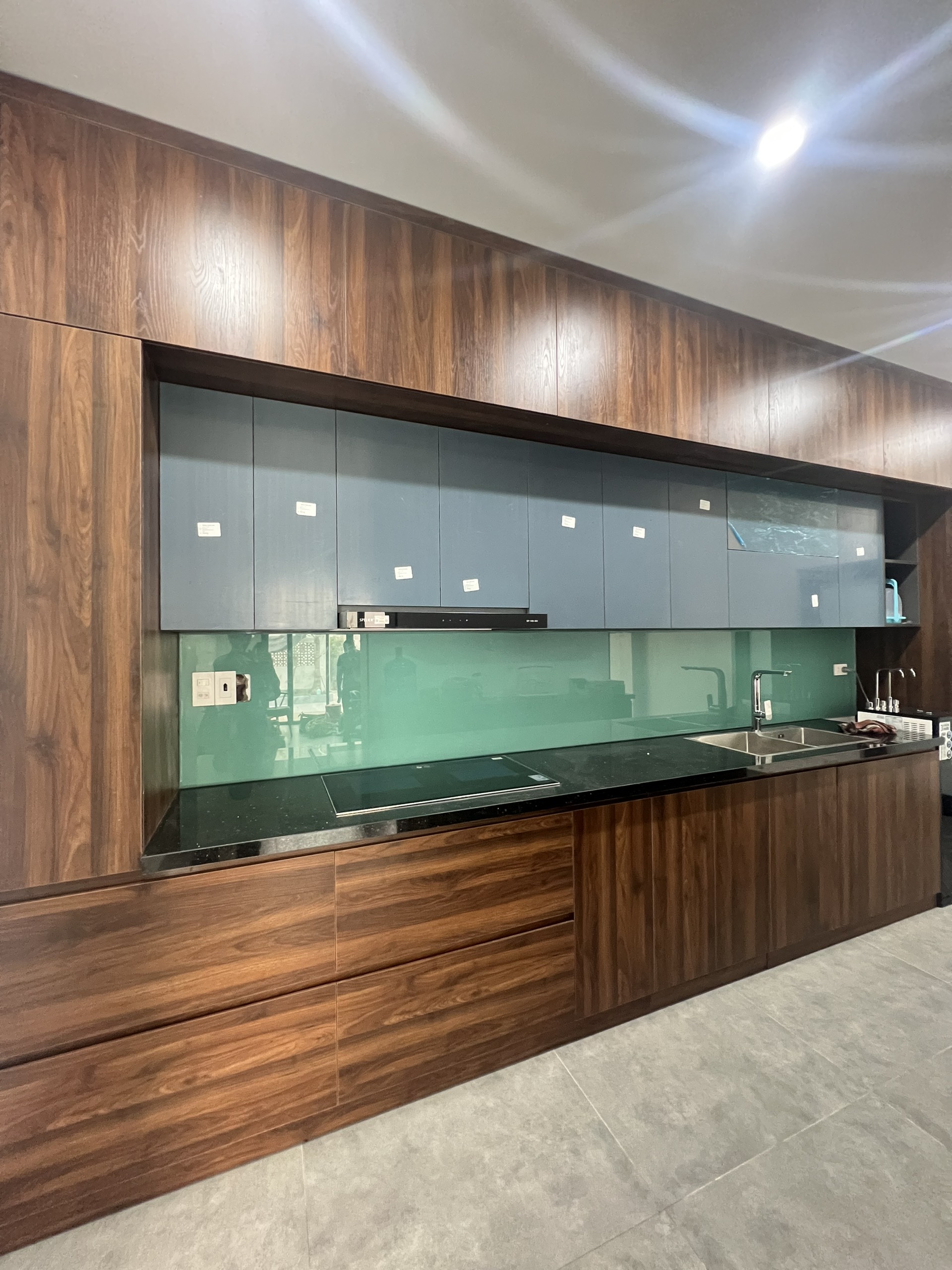 Báo giá kính ốp bếp tại Đà Nẵng